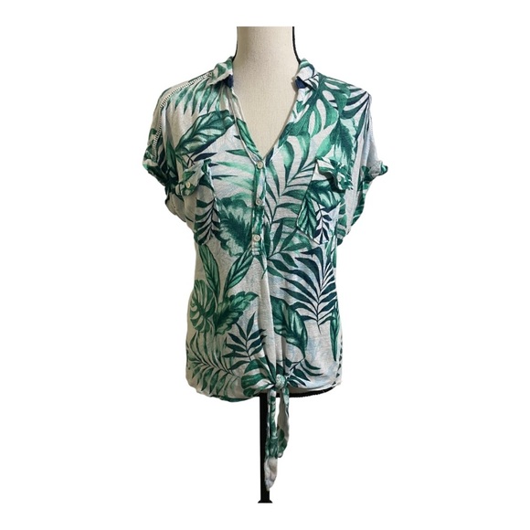 Tommy Bahama womens linen button tie knot palm tree top. Size medium floral - Picture 9 of 11